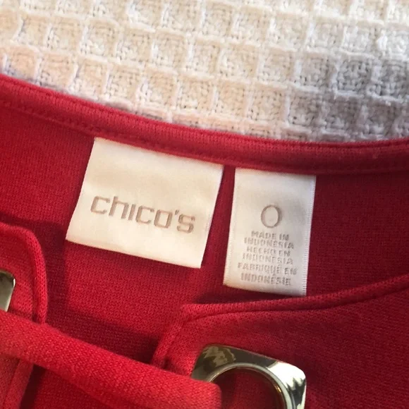 💋 Buy 2 for 15.00  Chico’s Red Keyhole size 0 size small ♥️♥️ - Picture 6 of 14